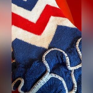 8 pairs of arm/leg warmer Patriotic theme